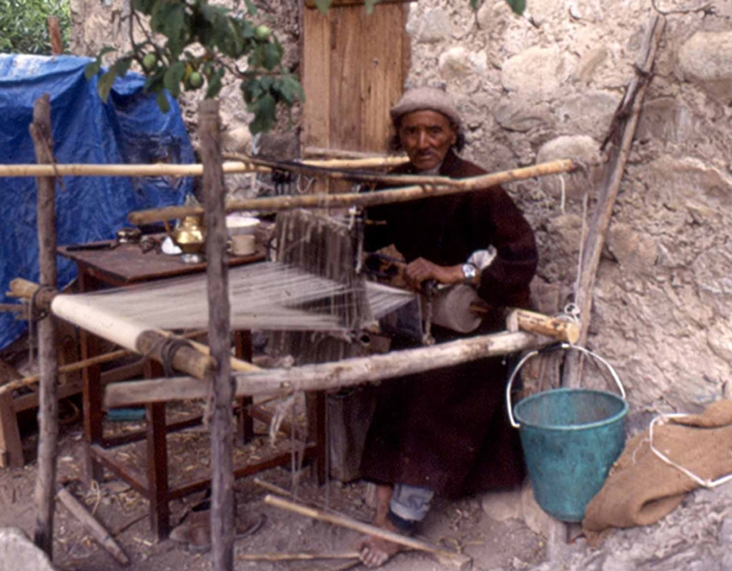 Mapping the History of Ladakh’s Looms Through Murals