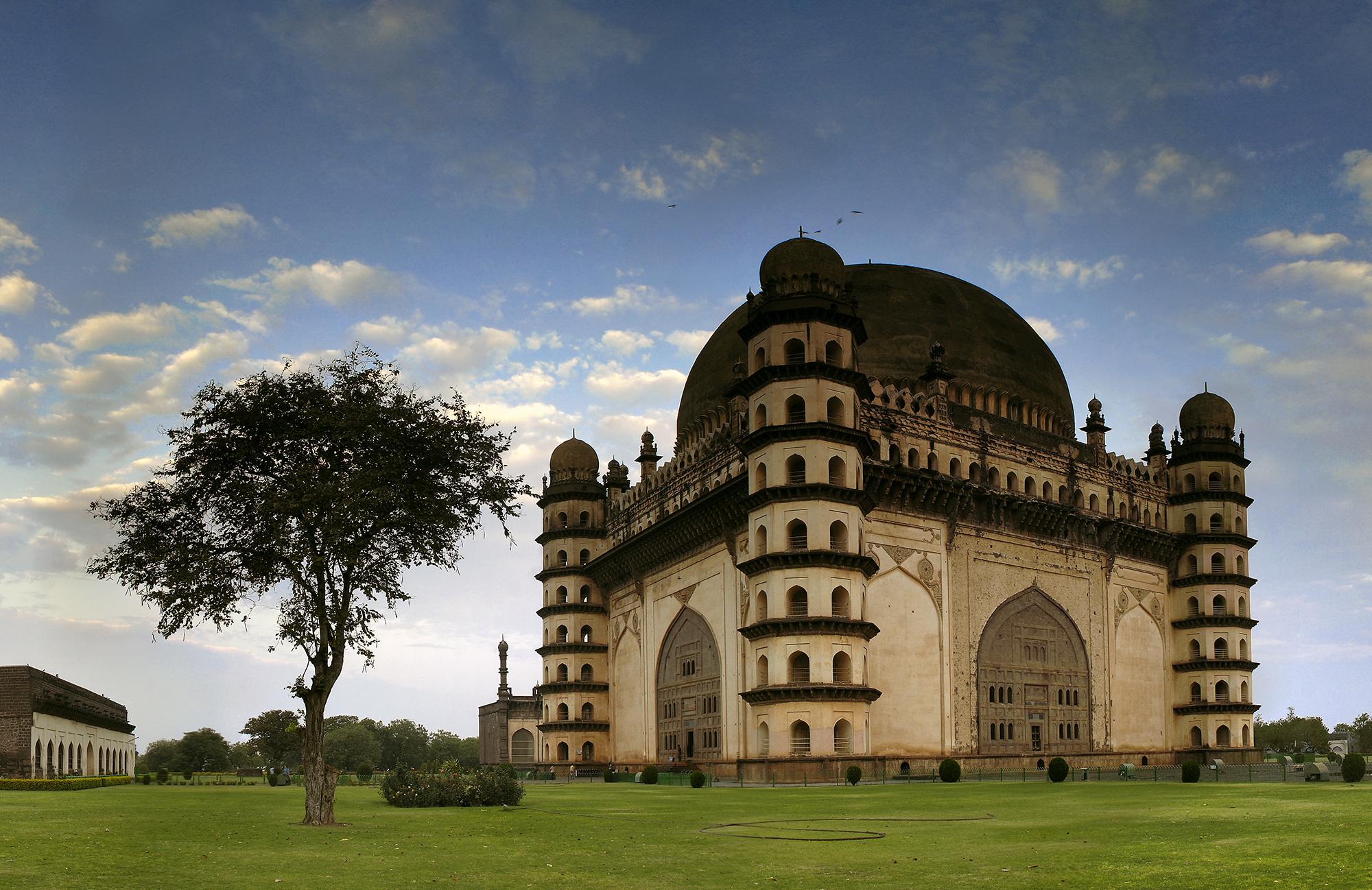 Gol Gumbaz, Bijapur