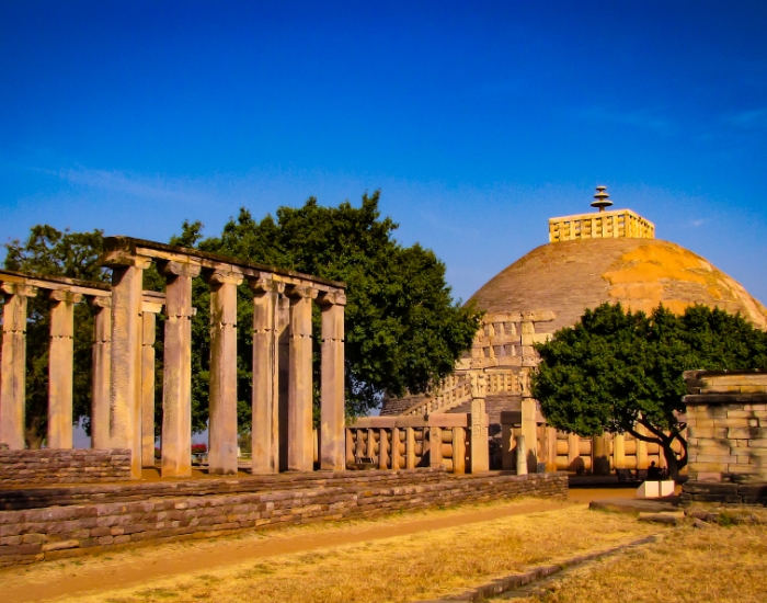 Art and Power: Networks of Patronage and Access in Contemporary South Asia