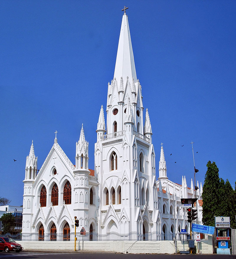 Photograph of the front facade of Santhome Basilica seen from the north-west