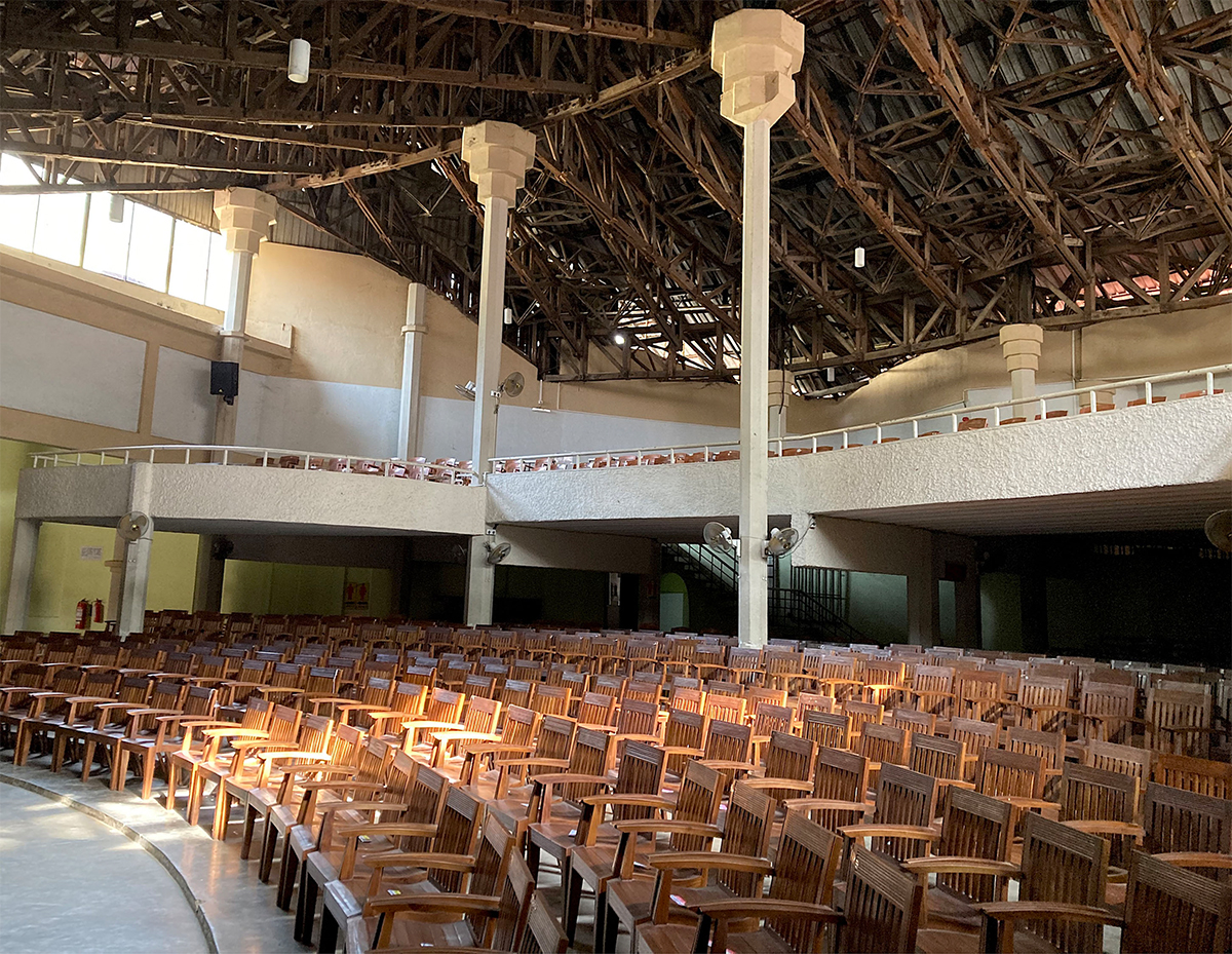 Photograph of the interior of the auditorium at Kandyan Cultural Centre designed by Minnette de Silva