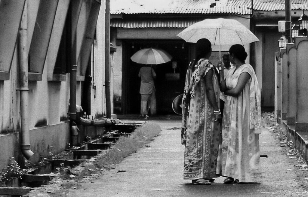 Between Comfort & Defiance: The Many Lives of the Indian ‘Nightie’