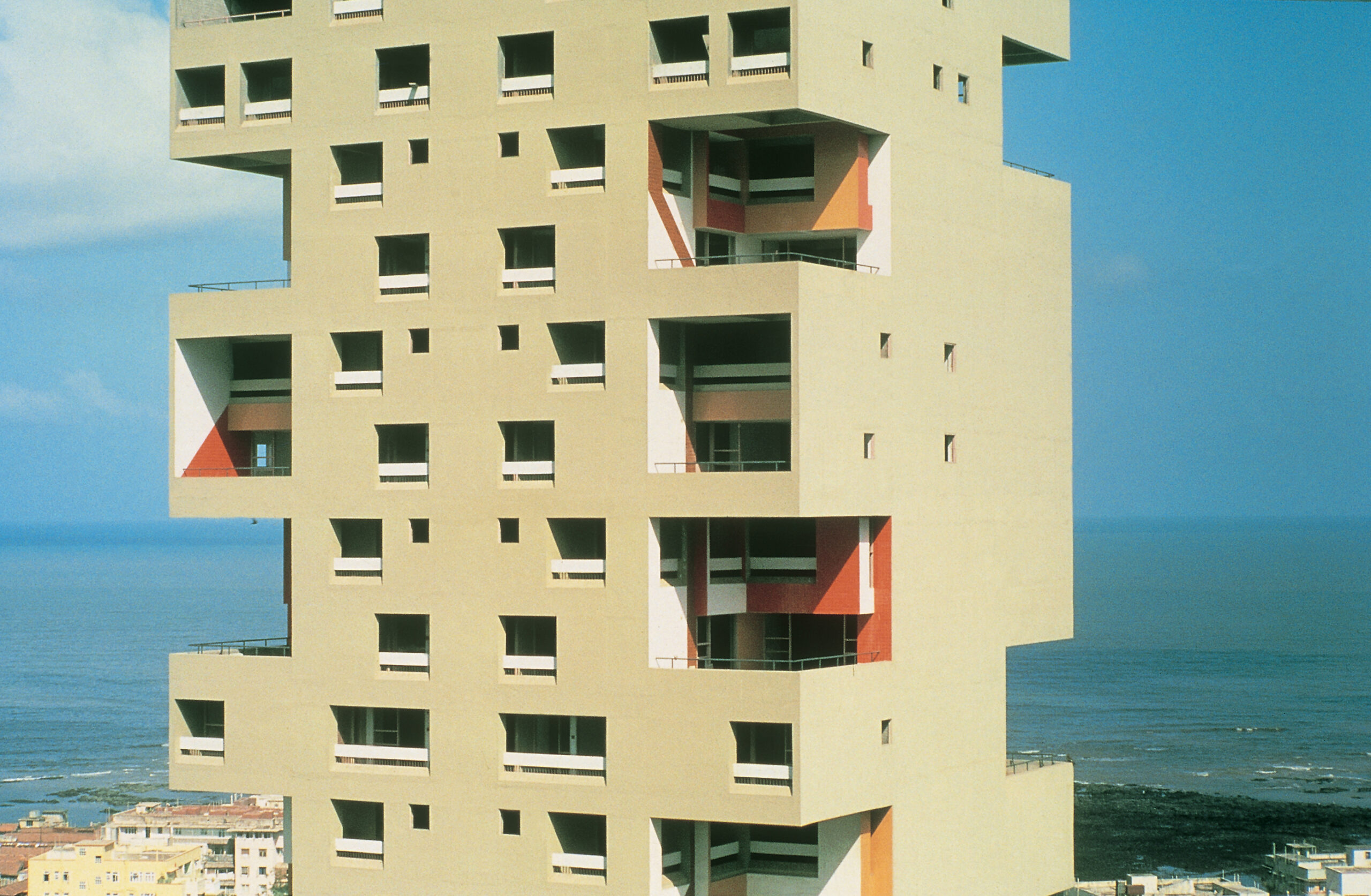 Photograph of the Kanchanjunga Apartments in Mumbai
