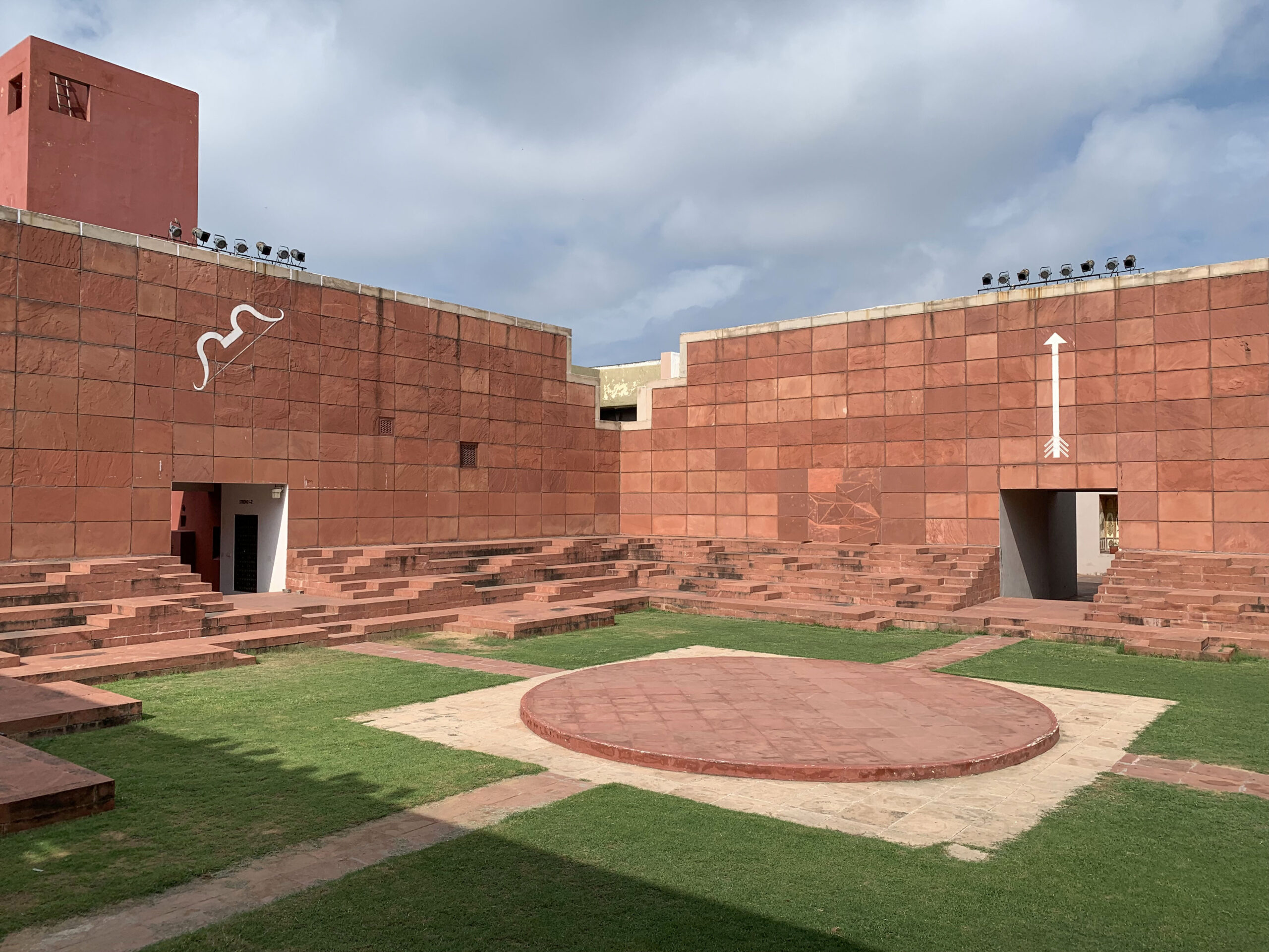 Photograph of the inner courtyard at Jawahar Kala Kendra in Jaipur designed by Charles Correa