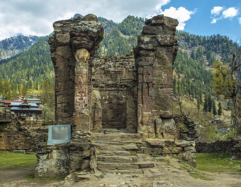 Photograph of the ruins of Sharada Peeth showing its damaged front facade