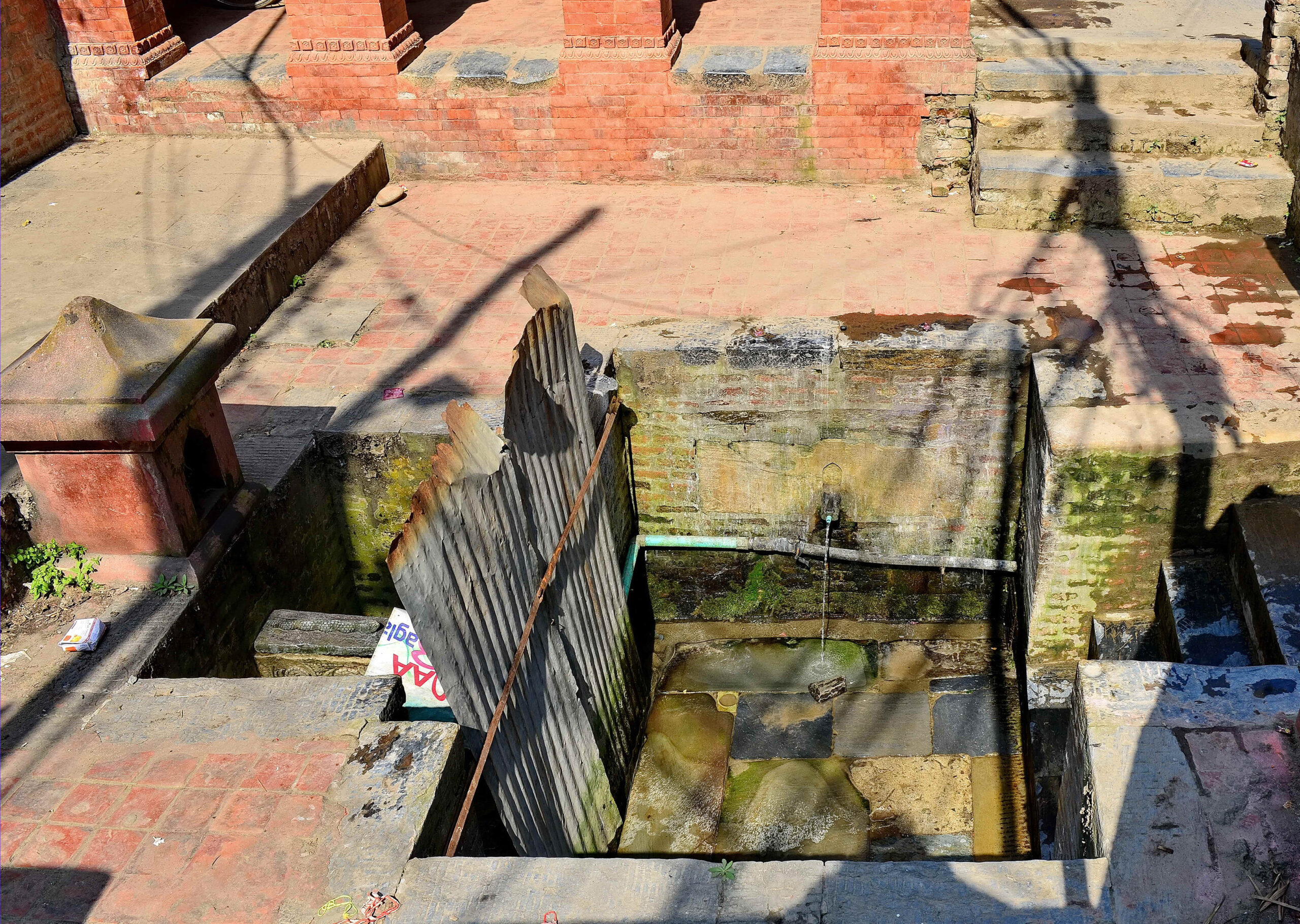 Photograph of the Sithu Wasah hiti in Lalitpur, Nepal