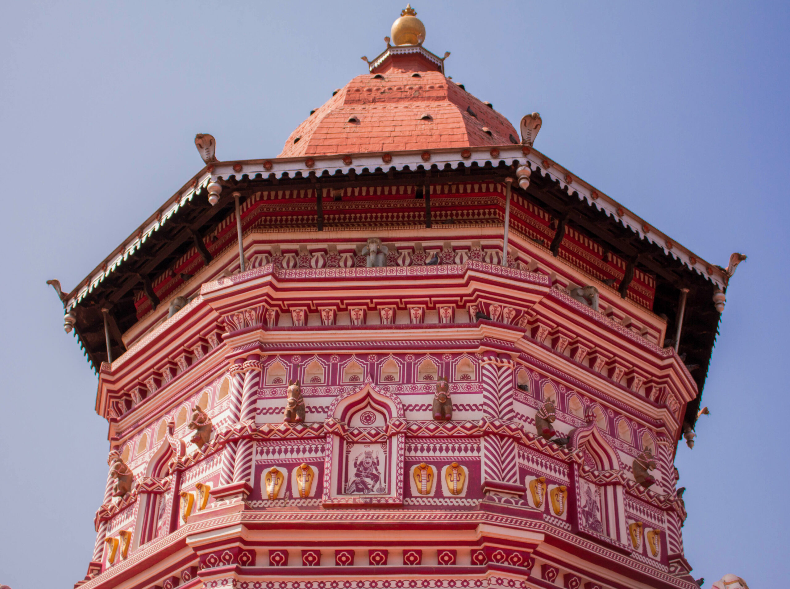Photograph of kaavi murals at Lakshmi Narayan Mahamaya Temple